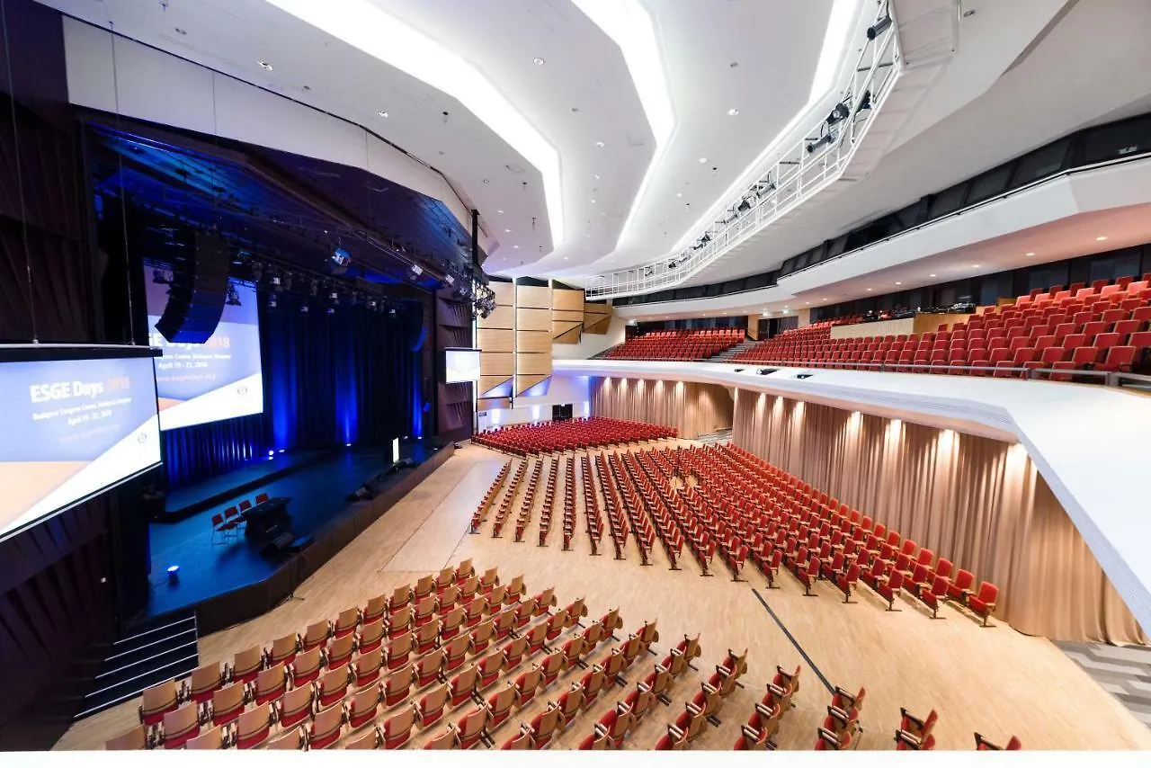 **** Hotel Novotel Budapest City Ungarn